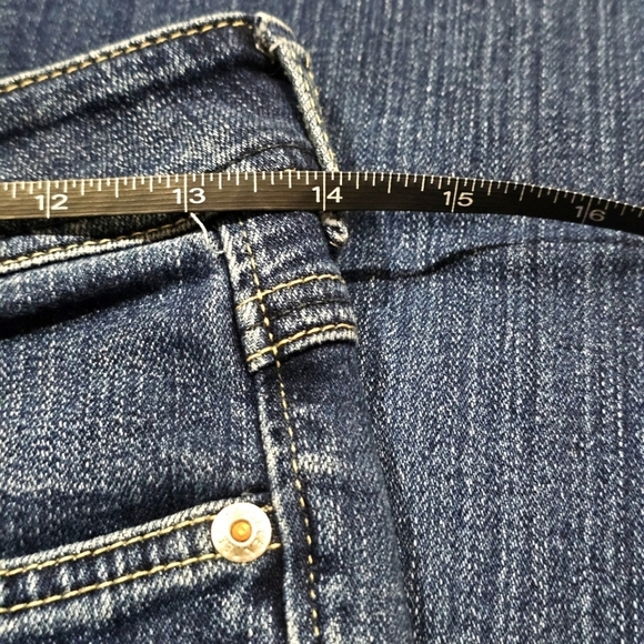 C-SEVENTEEN Blue Wash Embroidered Jeans | Size 29 | Low Rise | EUC - Picture 10 of 13